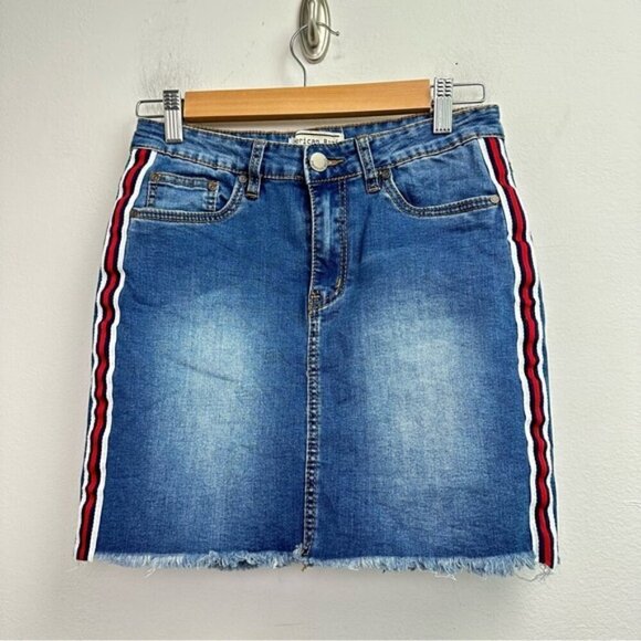 American Bazi  Denim Striped skirt Size Large Junior - Picture 1 of 5
